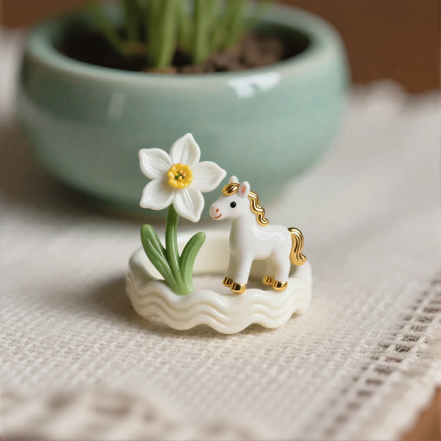 Pony Narcissus Ring